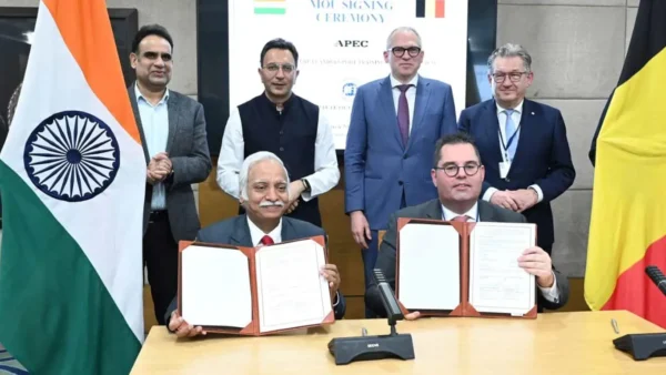 IIFT Signs Landmark MoU with APEC